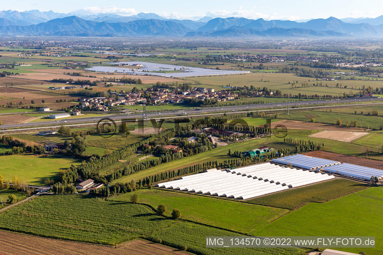 Cascina Reina, Red Tech "Scuola Volo" Campo volo in Caravaggio in the state Bergamo, Italy