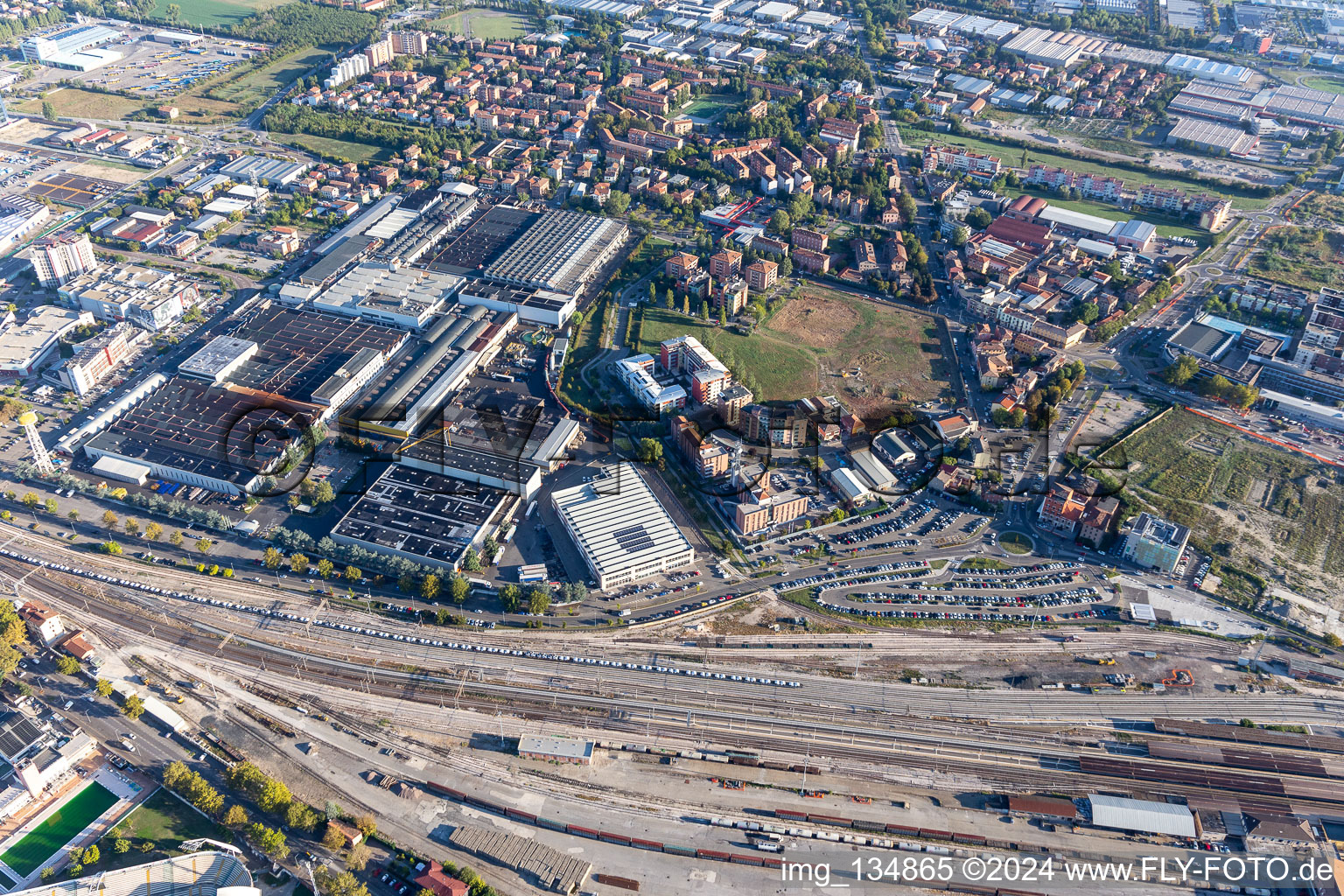 Aerial view of Parcheggio station Modena and Estación de ferrocarril de TrenItalia de Módena in Modena in the state Modena, Italy