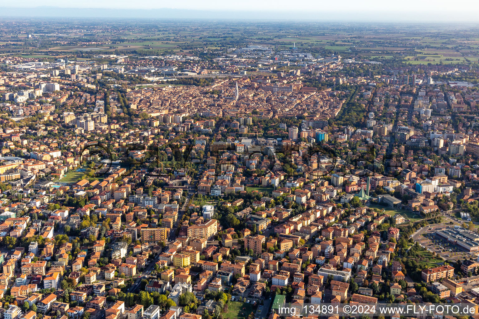 From the south in Modena in the state Modena, Italy