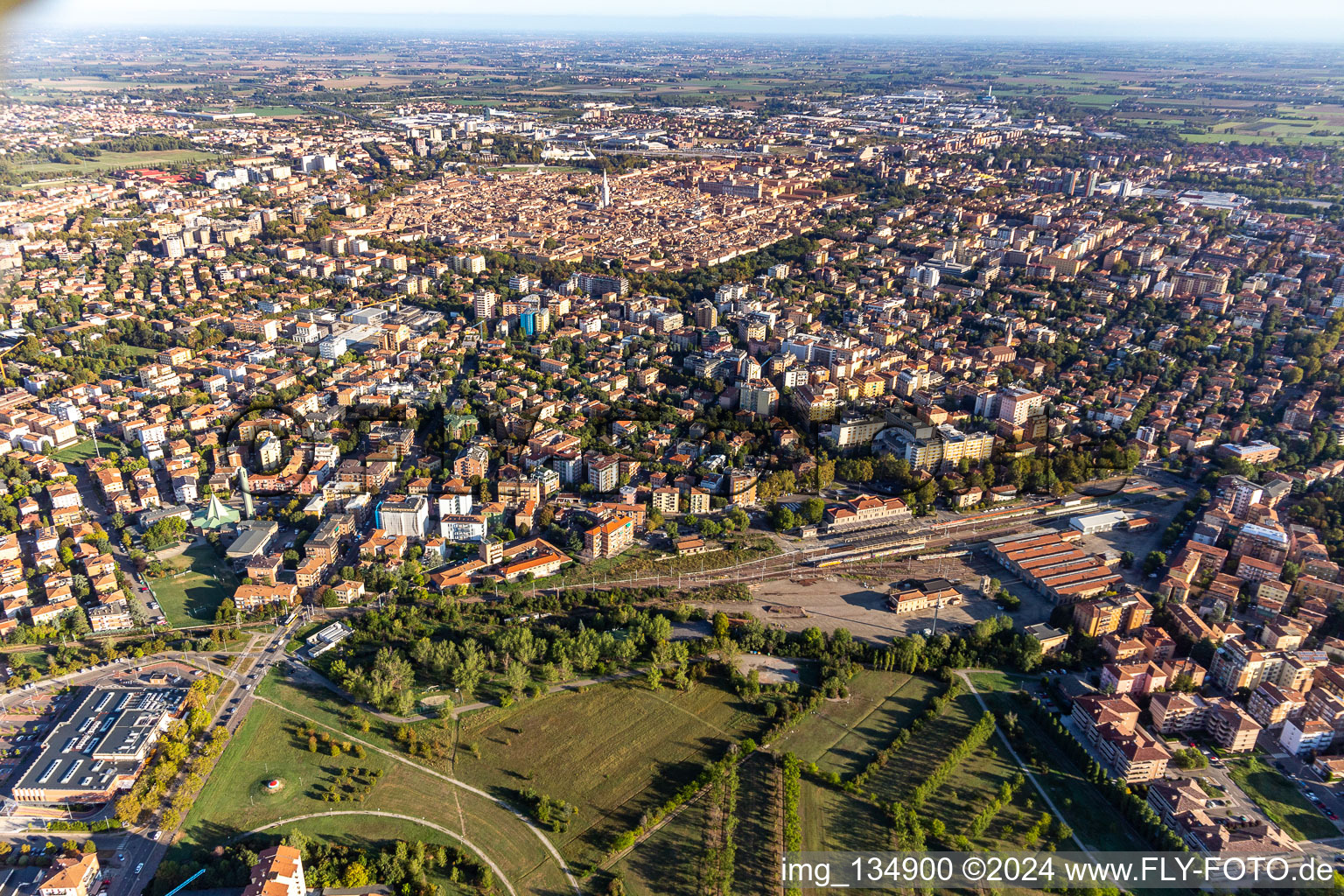 From the southeast in Modena in the state Modena, Italy