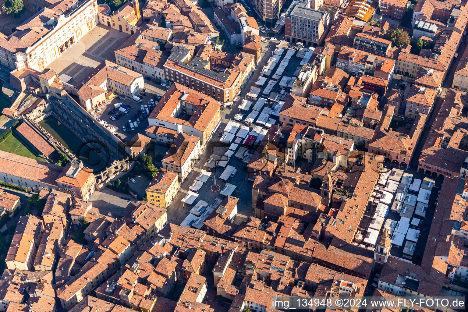 Market on Piazza Martiri in Sassuolo in the state Modena, Italy