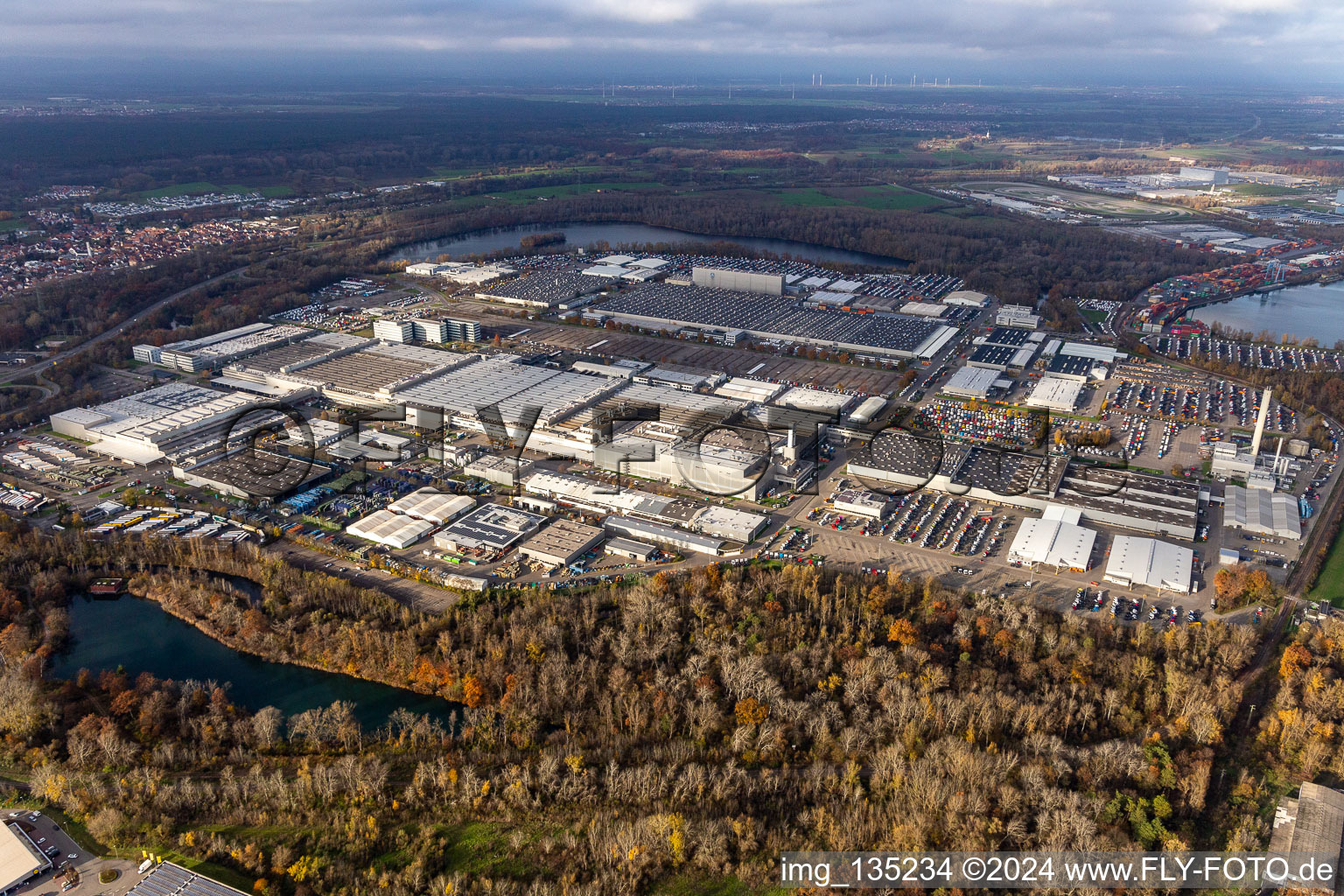 Industrial park with Daimer Truck AG in the district Maximiliansau in Wörth am Rhein in the state Rhineland-Palatinate, Germany