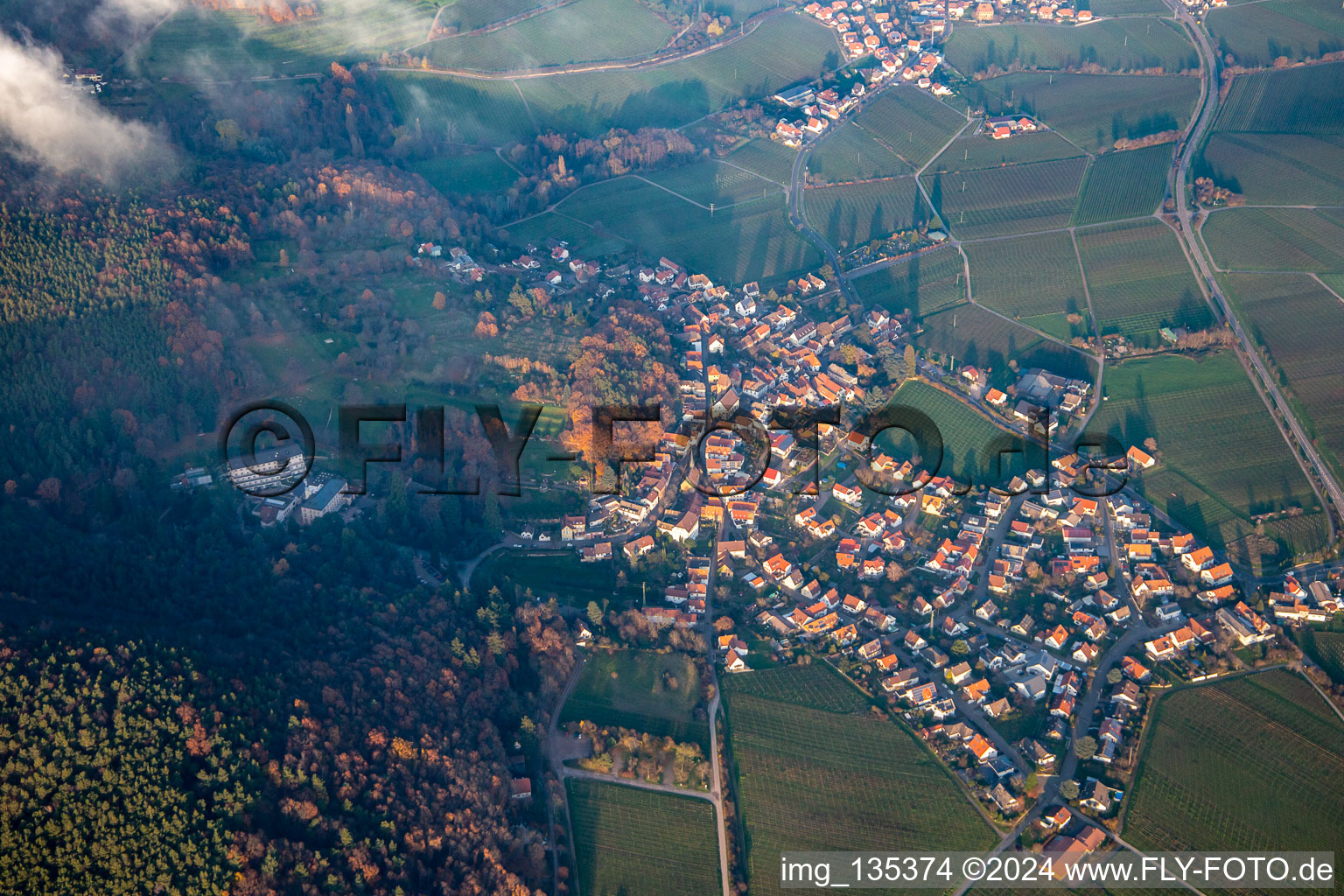 From the southwest in Frankweiler in the state Rhineland-Palatinate, Germany