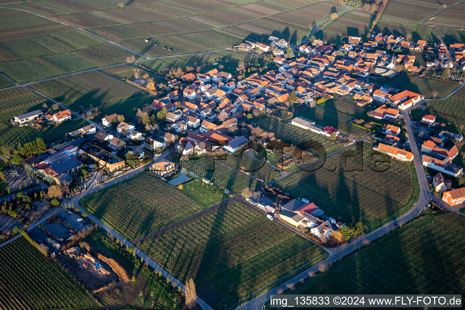 From the southwest in Flemlingen in the state Rhineland-Palatinate, Germany