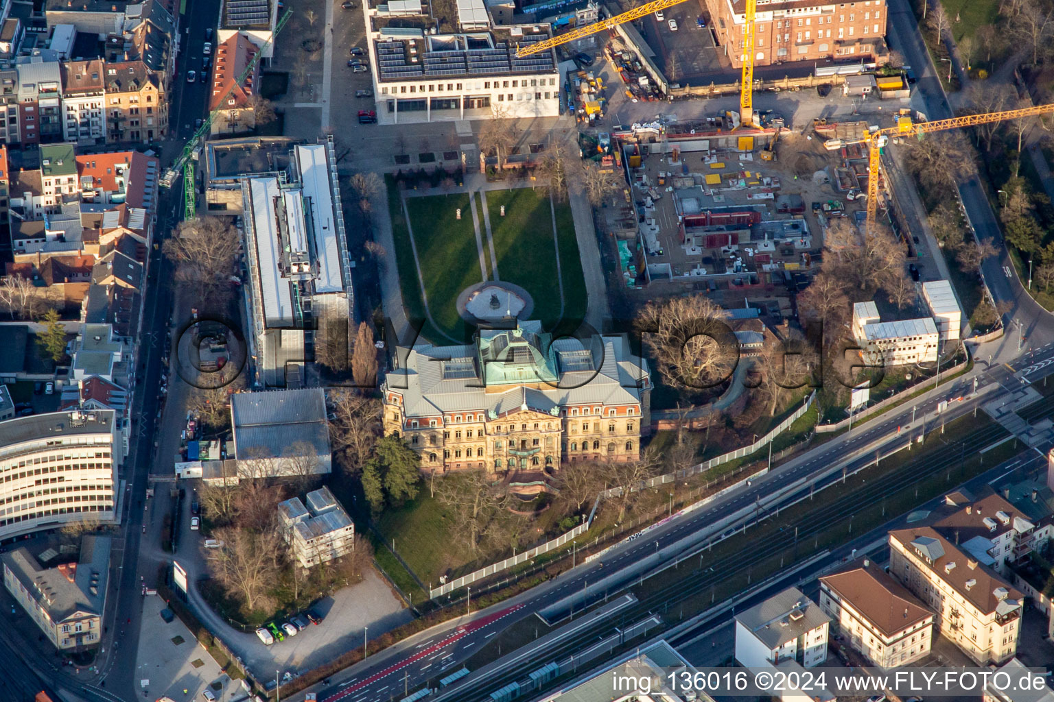 Federal Court of Justice, Hereditary Grand Ducal Palace north of the newly tunnelled Kriegsstrasse in the district Südweststadt in Karlsruhe in the state Baden-Wuerttemberg, Germany