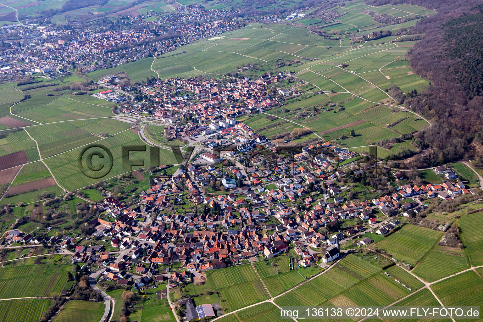 From northeast in the district Rechtenbach in Schweigen-Rechtenbach in the state Rhineland-Palatinate, Germany