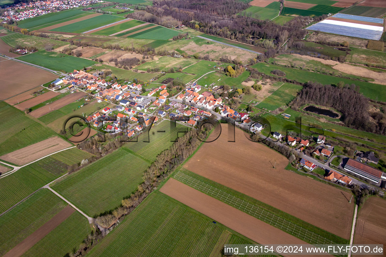 From the southeast in Hergersweiler in the state Rhineland-Palatinate, Germany