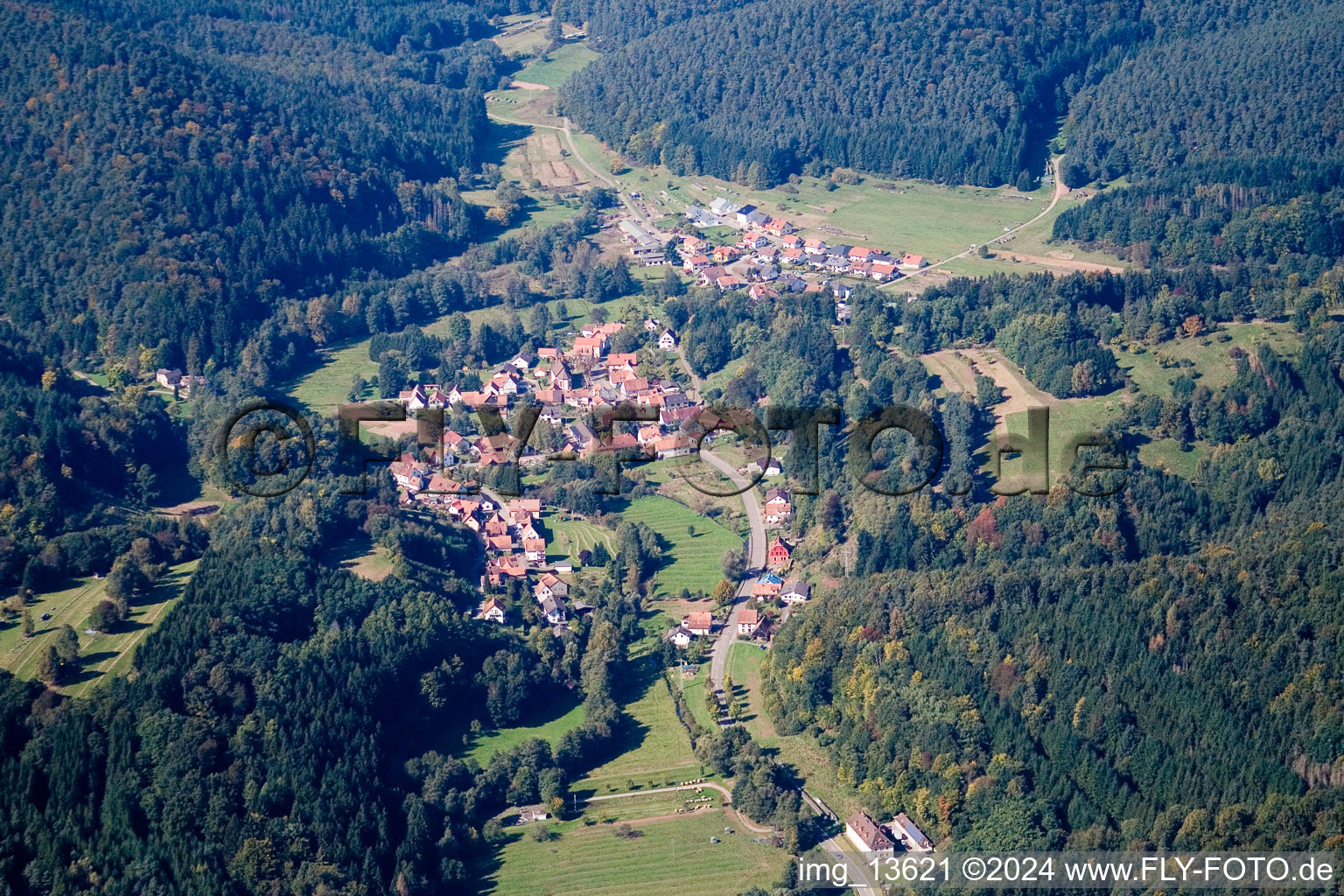 From the southeast in Bobenthal in the state Rhineland-Palatinate, Germany