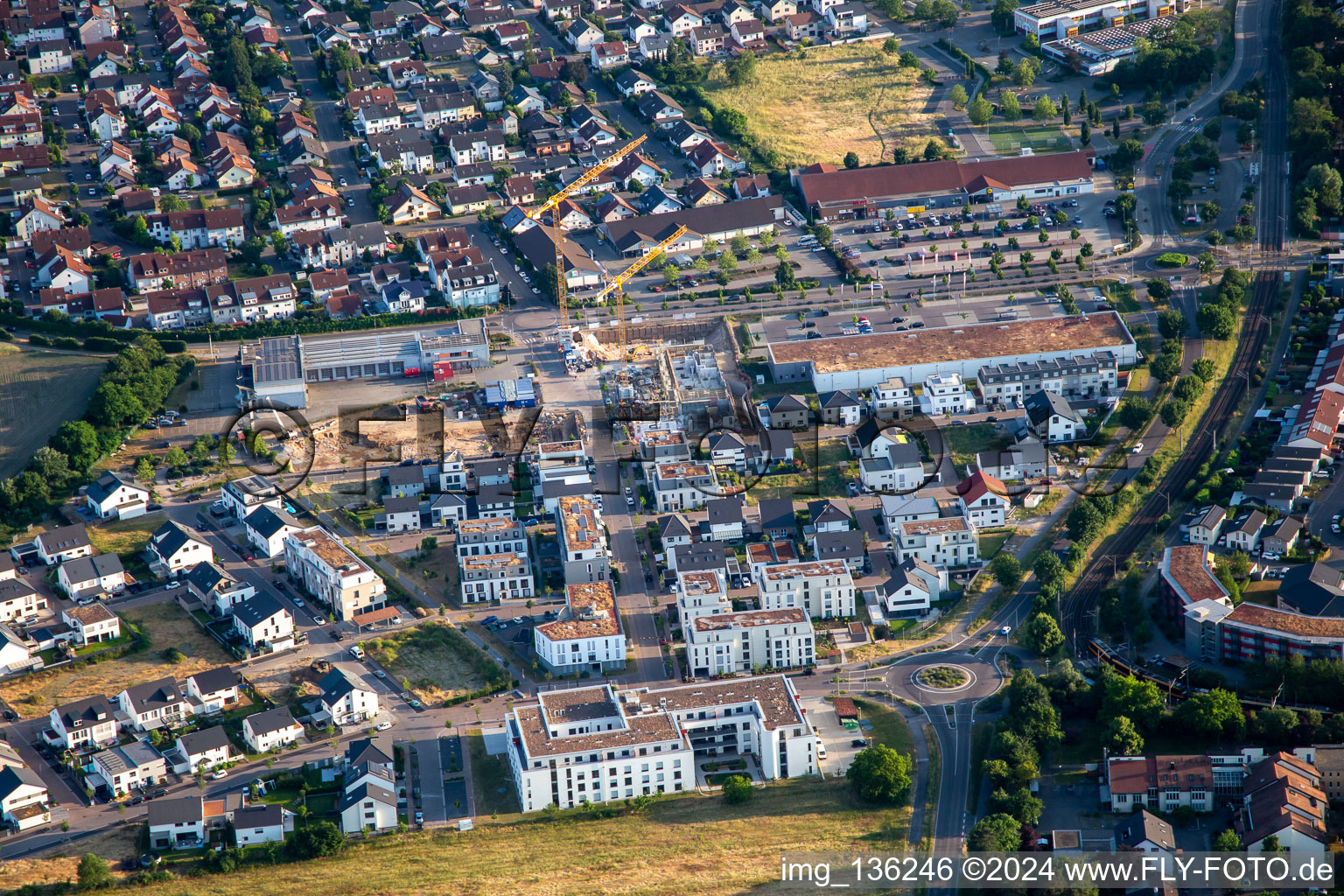 New development area Am Biegen in the district Hochstetten in Linkenheim-Hochstetten in the state Baden-Wuerttemberg, Germany