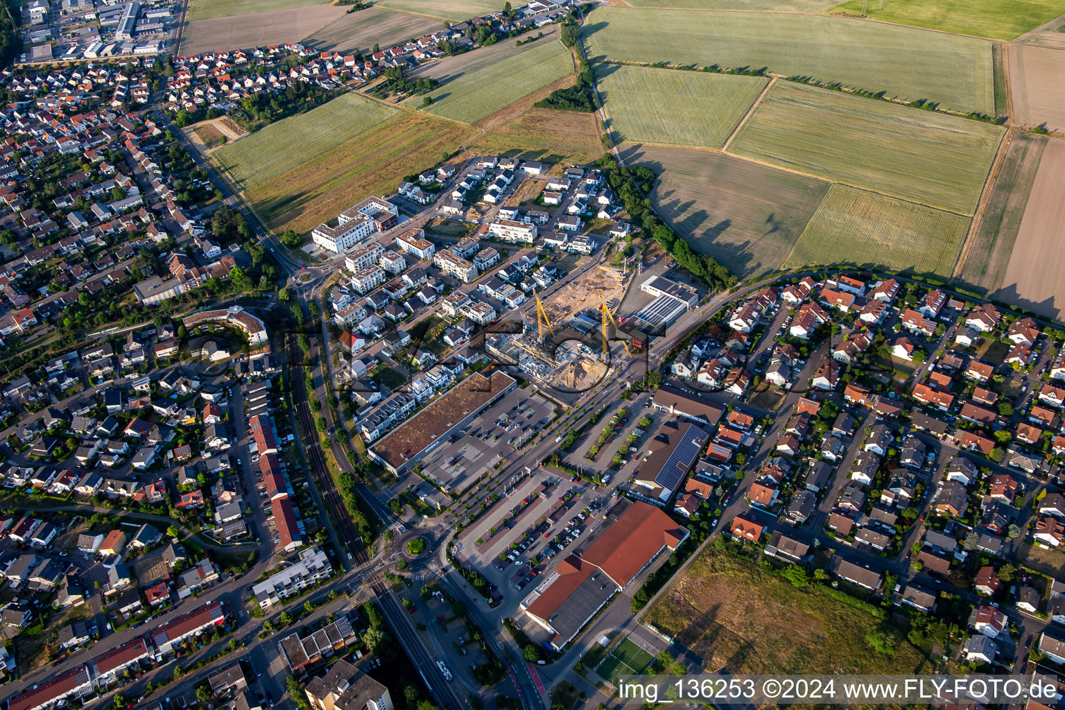 Aerial view of Construction site Am Wall from the west in the district Linkenheim in Linkenheim-Hochstetten in the state Baden-Wuerttemberg, Germany