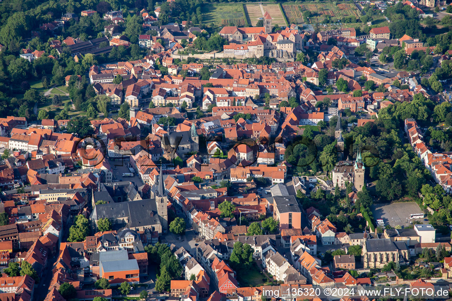 Old town with Burgberg-St. Wiperti-Münzenberg, St. Servatii Collegiate Church and Castle Museum Quedlinburg in Quedlinburg in the state Saxony-Anhalt, Germany