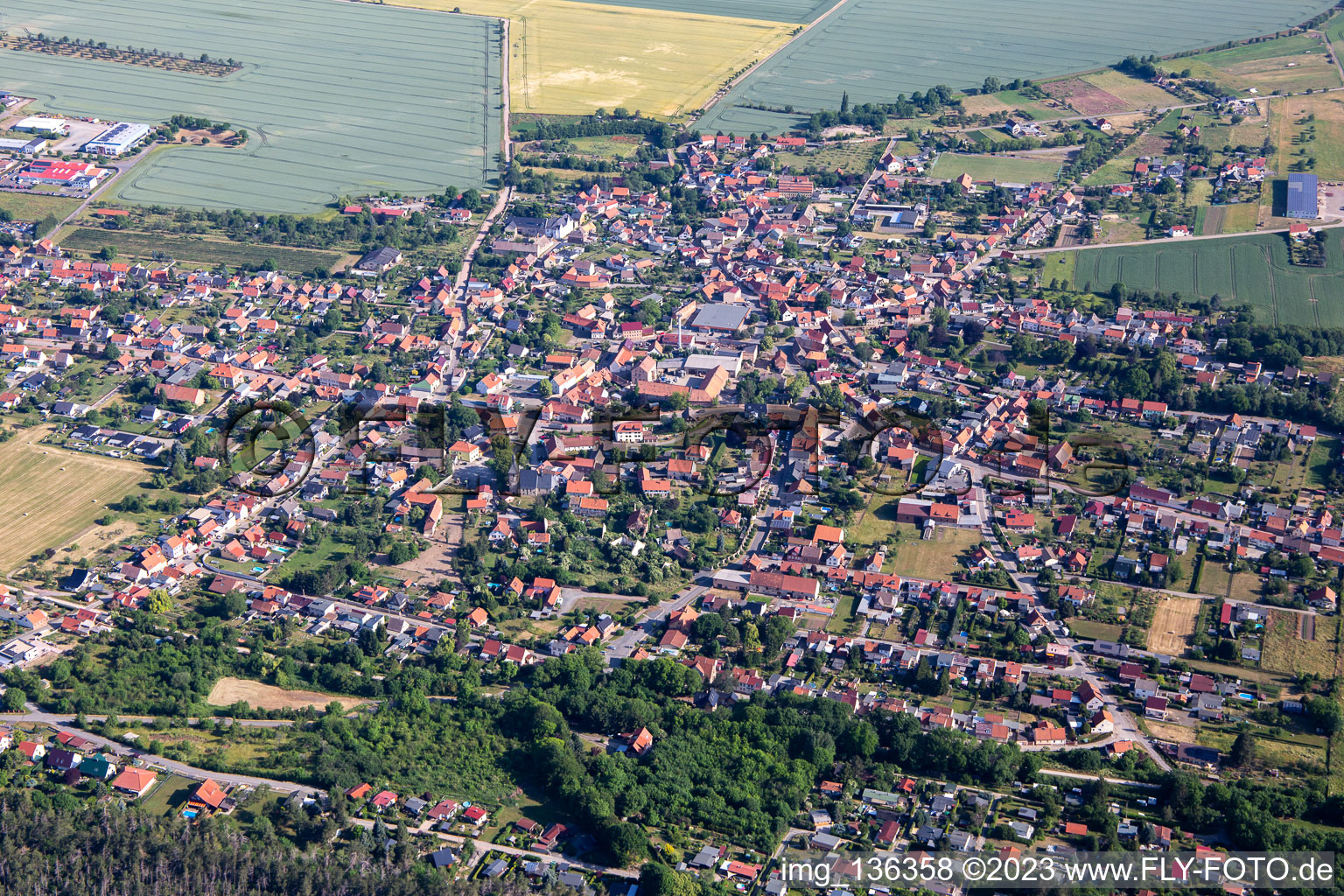 From the south in the district Rieder in Ballenstedt in the state Saxony-Anhalt, Germany