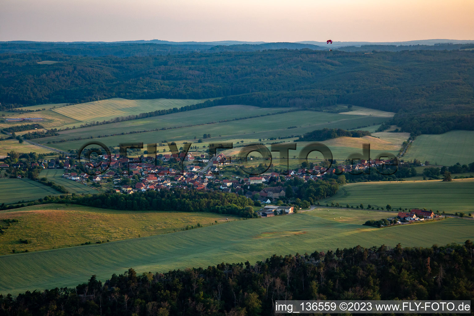 From the north in the district Cattenstedt in Blankenburg in the state Saxony-Anhalt, Germany