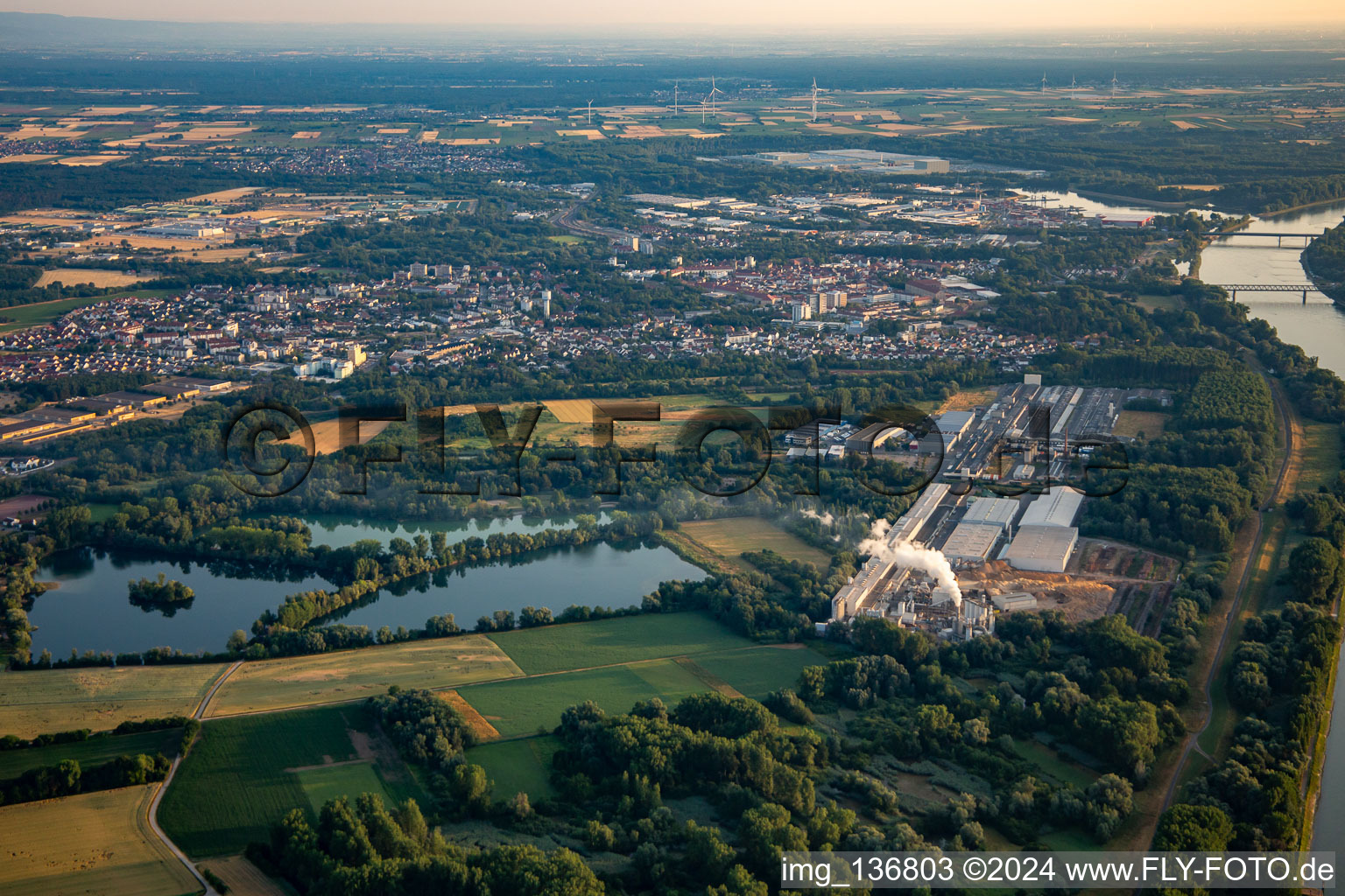 From the south in the morning in Germersheim in the state Rhineland-Palatinate, Germany