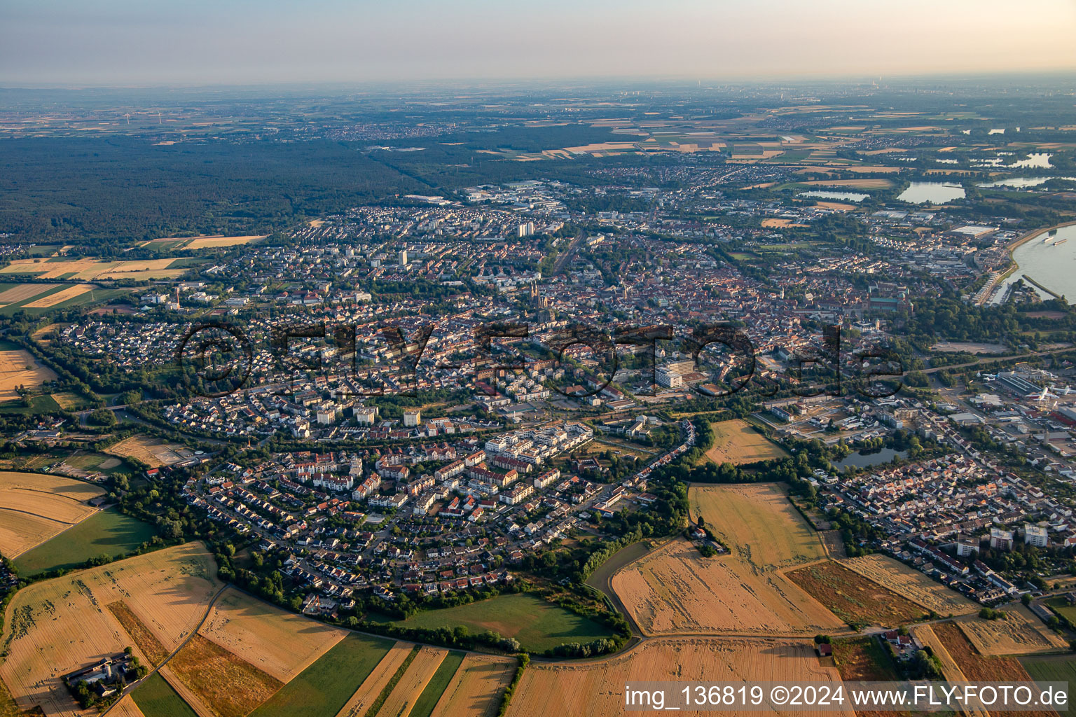 From the south in the morning in Speyer in the state Rhineland-Palatinate, Germany