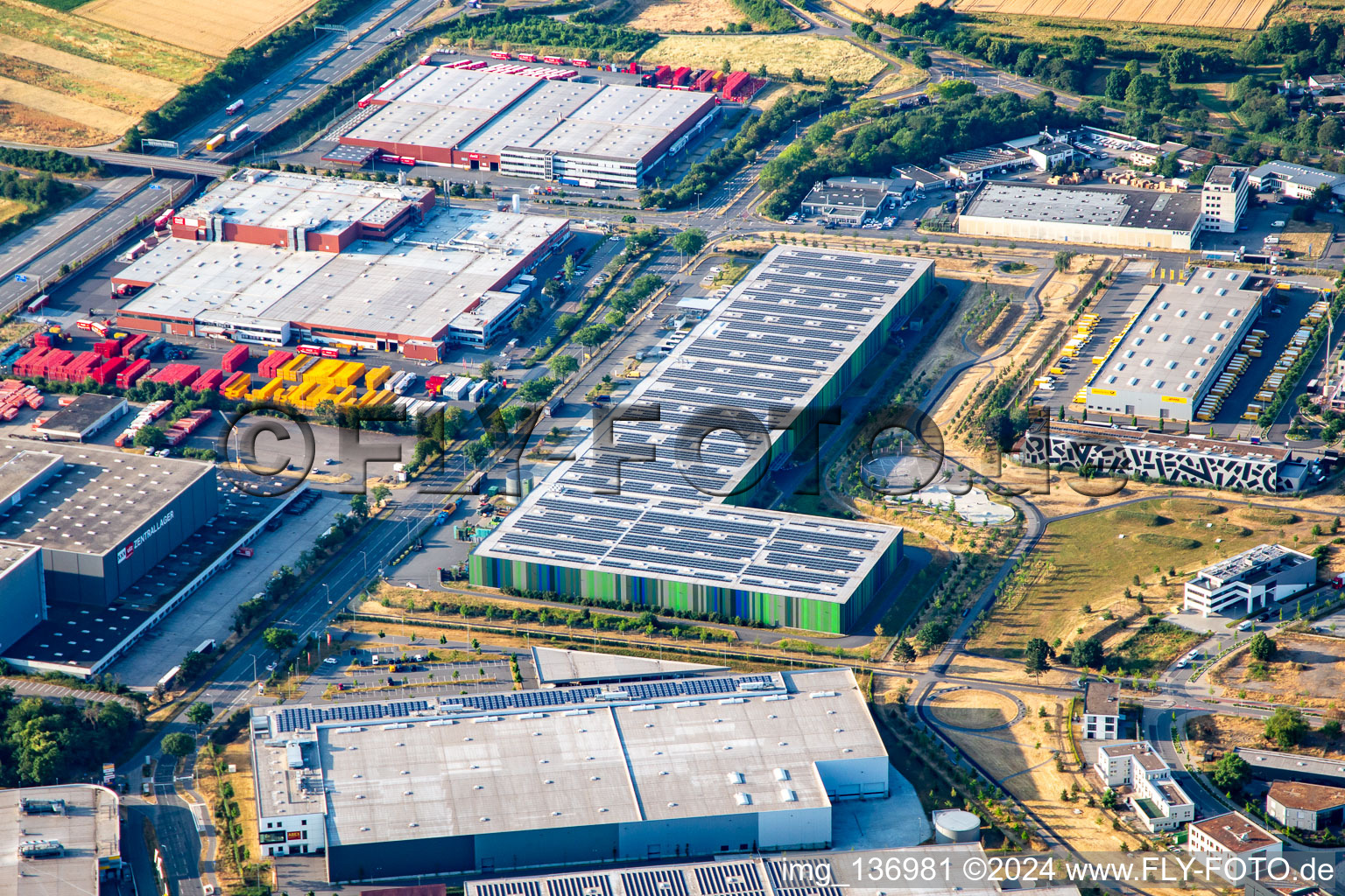 Daimler Truck AG, Competence Center for Emission-Free Mobility and Seifert Automotive Logistics GmbH in the district Vogelstang in Mannheim in the state Baden-Wuerttemberg, Germany