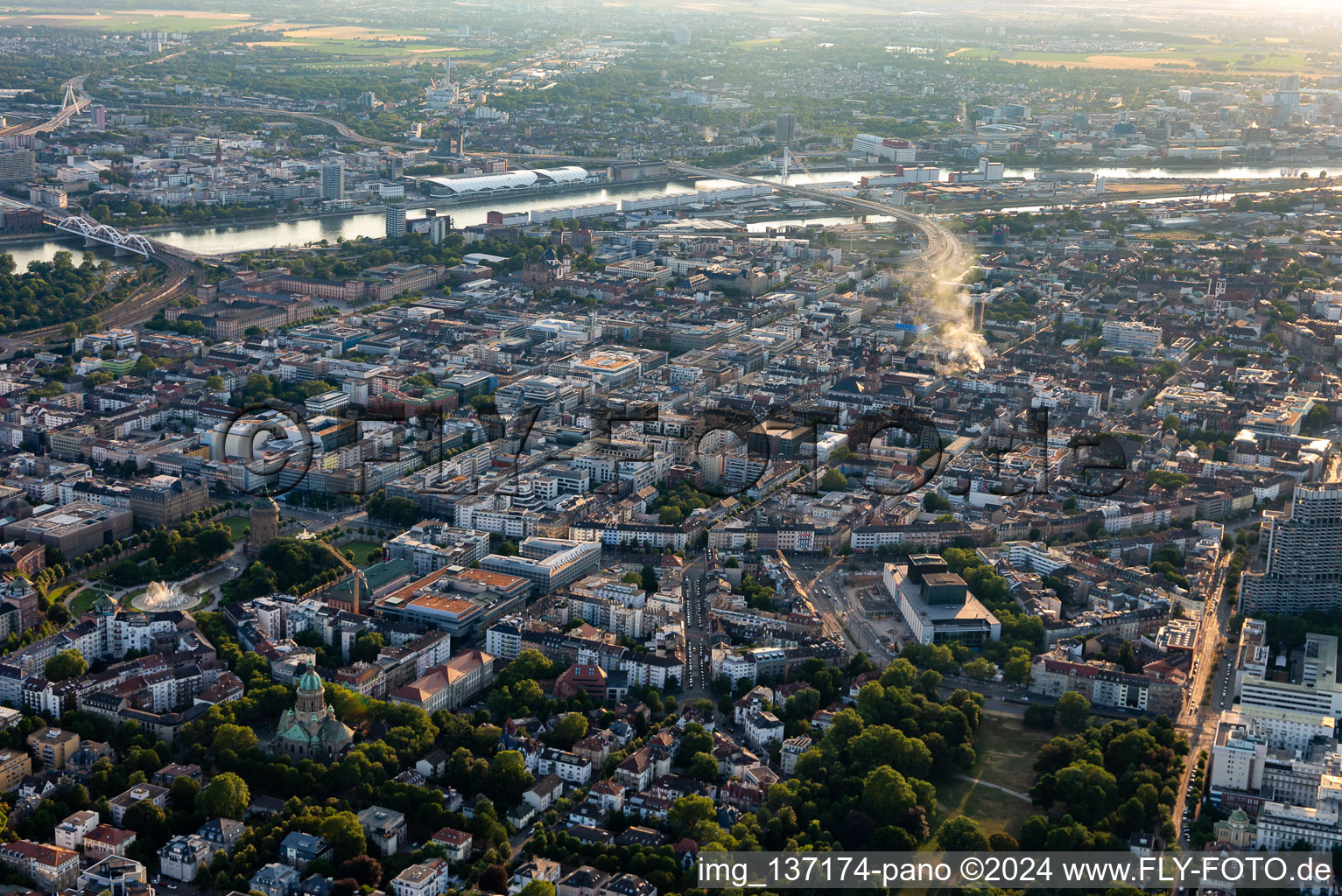 Square City from the East in the district Innenstadt in Mannheim in the state Baden-Wuerttemberg, Germany