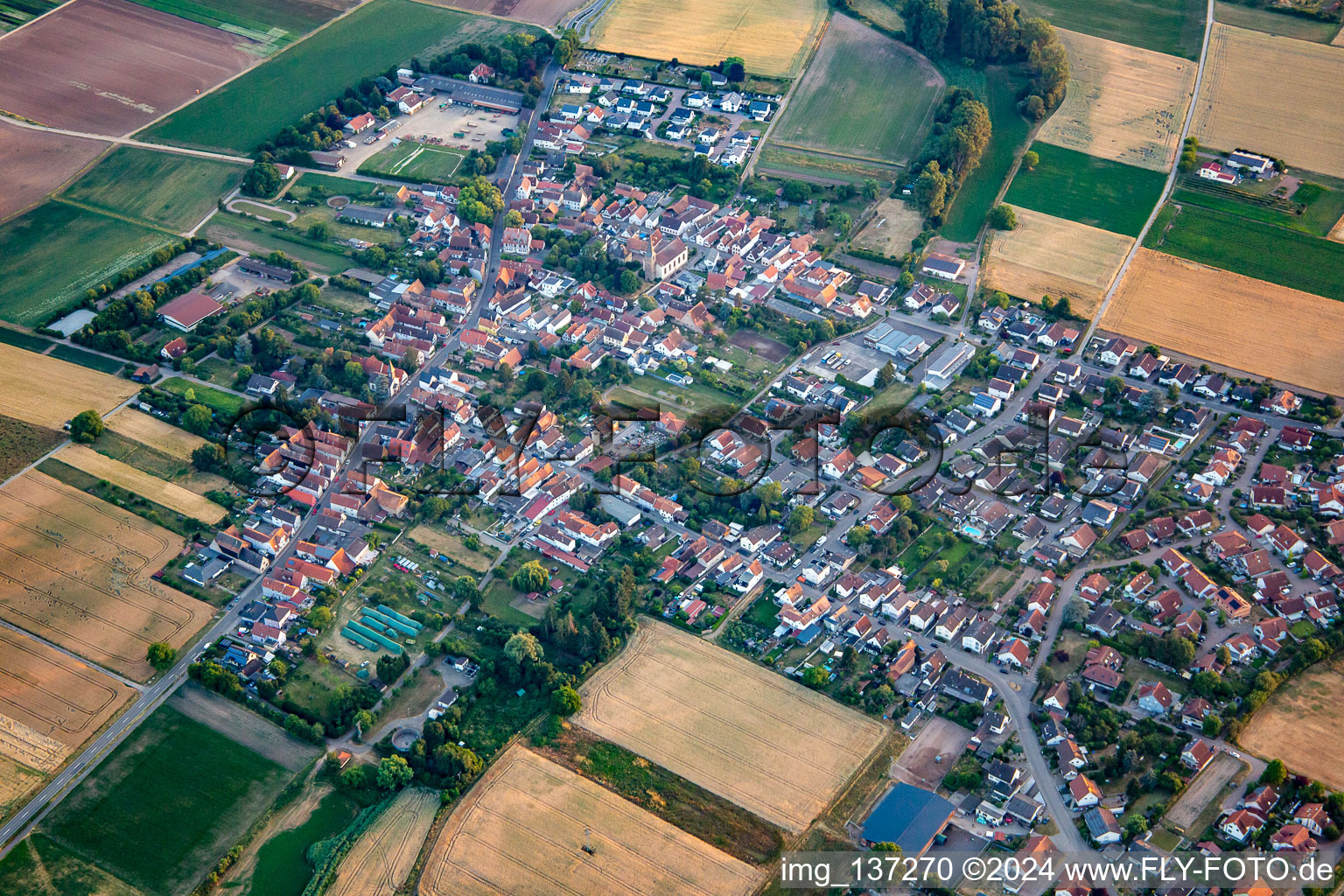 From northeast in Knittelsheim in the state Rhineland-Palatinate, Germany