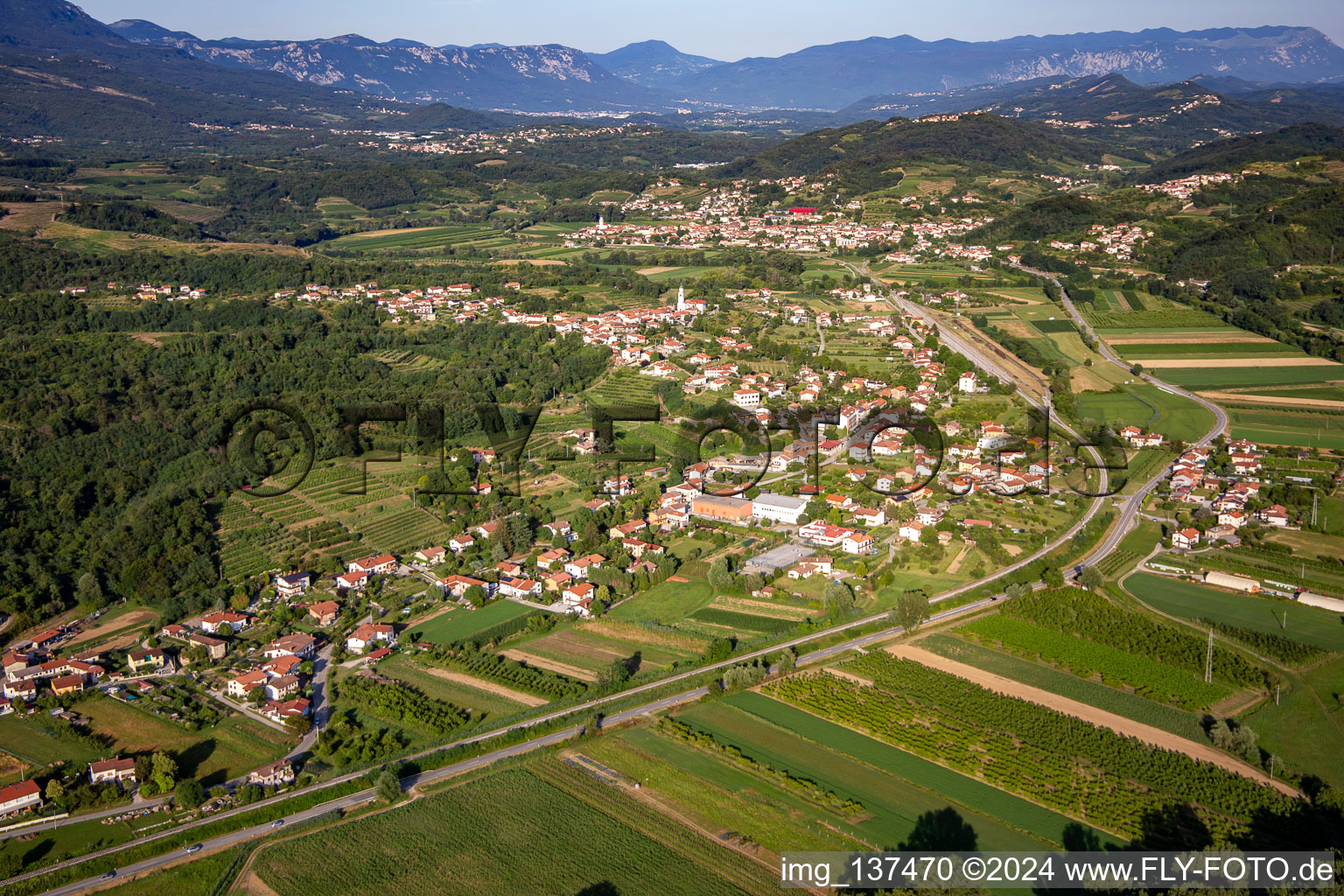 In the Vipara Valley in the district Prvačina in Nova Gorica in the state Slovenia, Slovenia