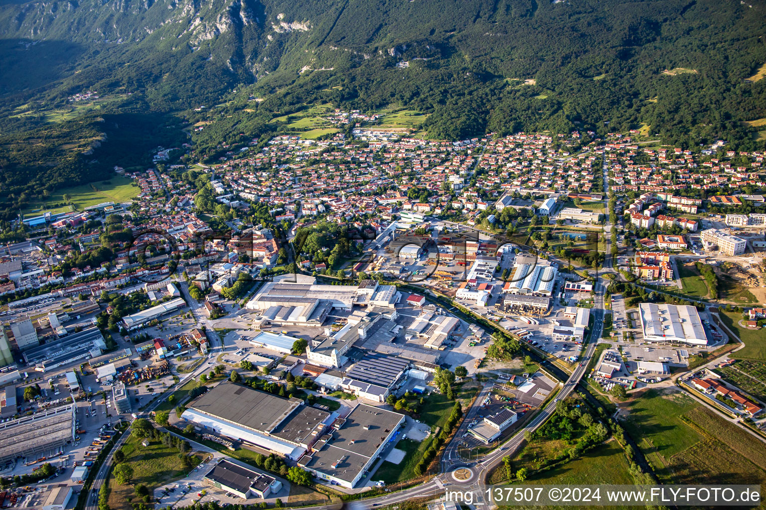 Ajdovščina in the state Slovenia, Slovenia out of the air