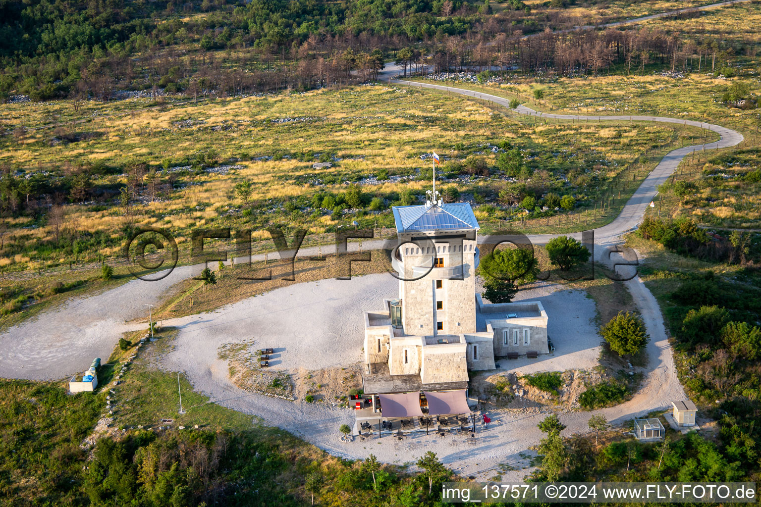 Aerial photograpy of Cerje watchtower on the hills / Drevored hvaležnosti in Miren-Kostanjevica in the state Slovenia, Slovenia