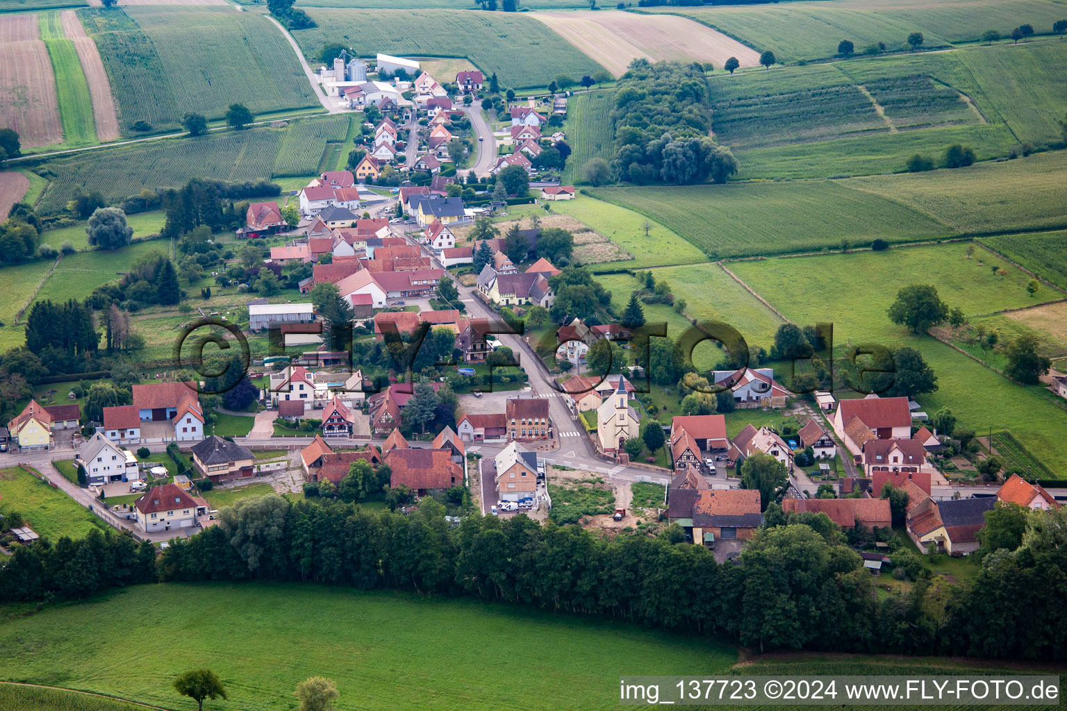 From the west in Crœttwiller in the state Bas-Rhin, France