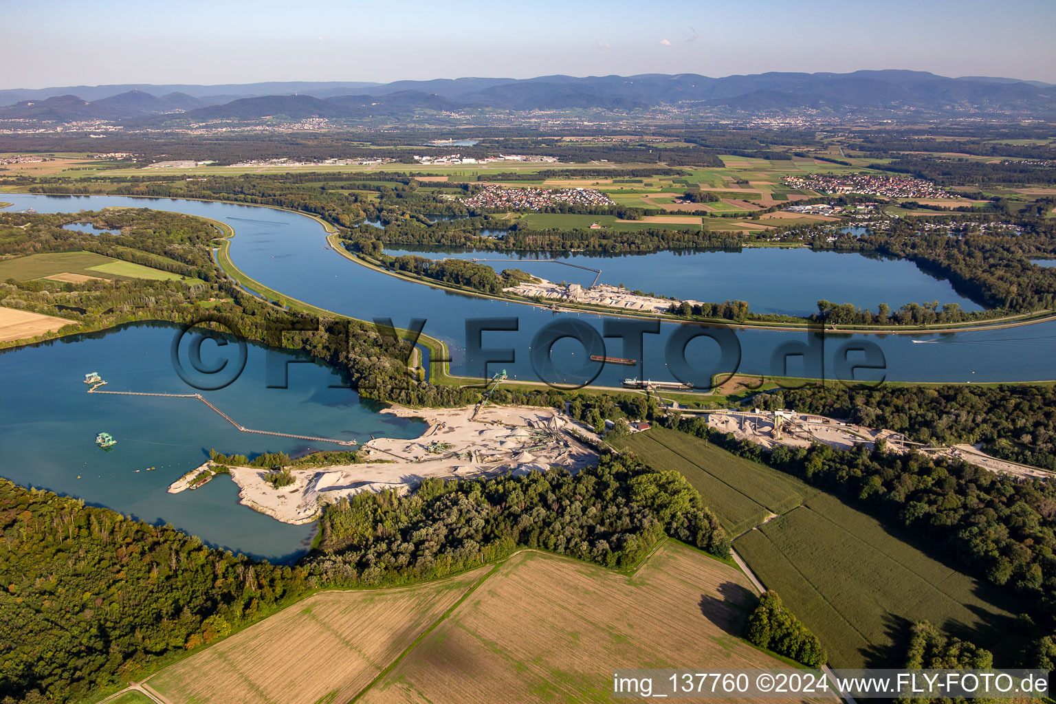 HOLCIM: GRAVIÈRE DE STATTMATTEN and engrave hubele in Stattmatten in the state Bas-Rhin, France