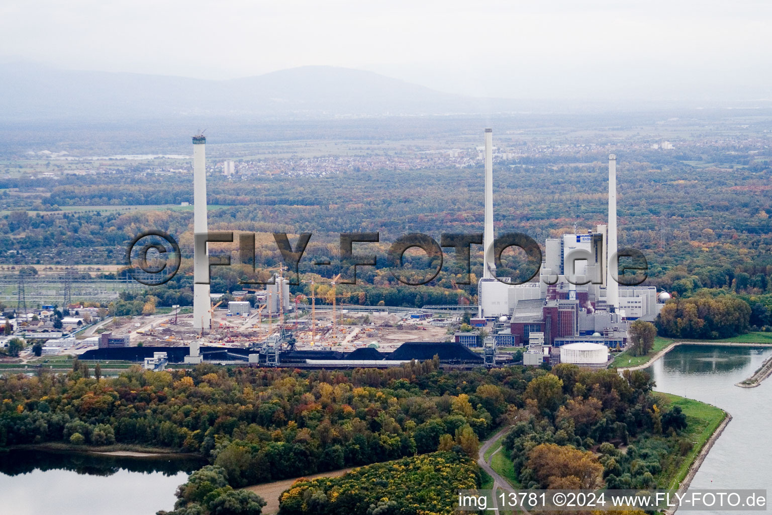 EnBW new coal-fired power plant at Rheinhafen in the district Rheinhafen in Karlsruhe in the state Baden-Wuerttemberg, Germany