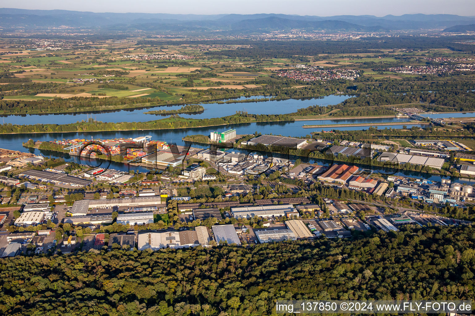 District Straßburg-Neuhof in Straßburg in the state Bas-Rhin, France