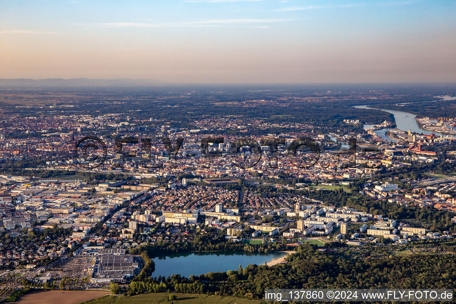 Aerial view of LE BAGGERSEE in the district Canardière in Straßburg in the state Bas-Rhin, France