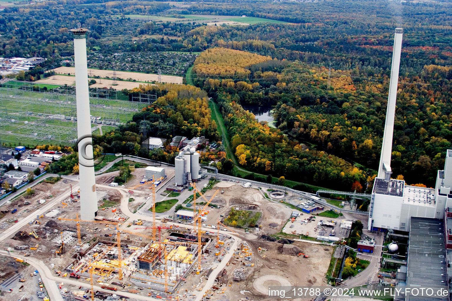 EnBW builds new coal-fired power plant on Rheinhafen in the district Rheinhafen in Karlsruhe in the state Baden-Wuerttemberg, Germany seen from above