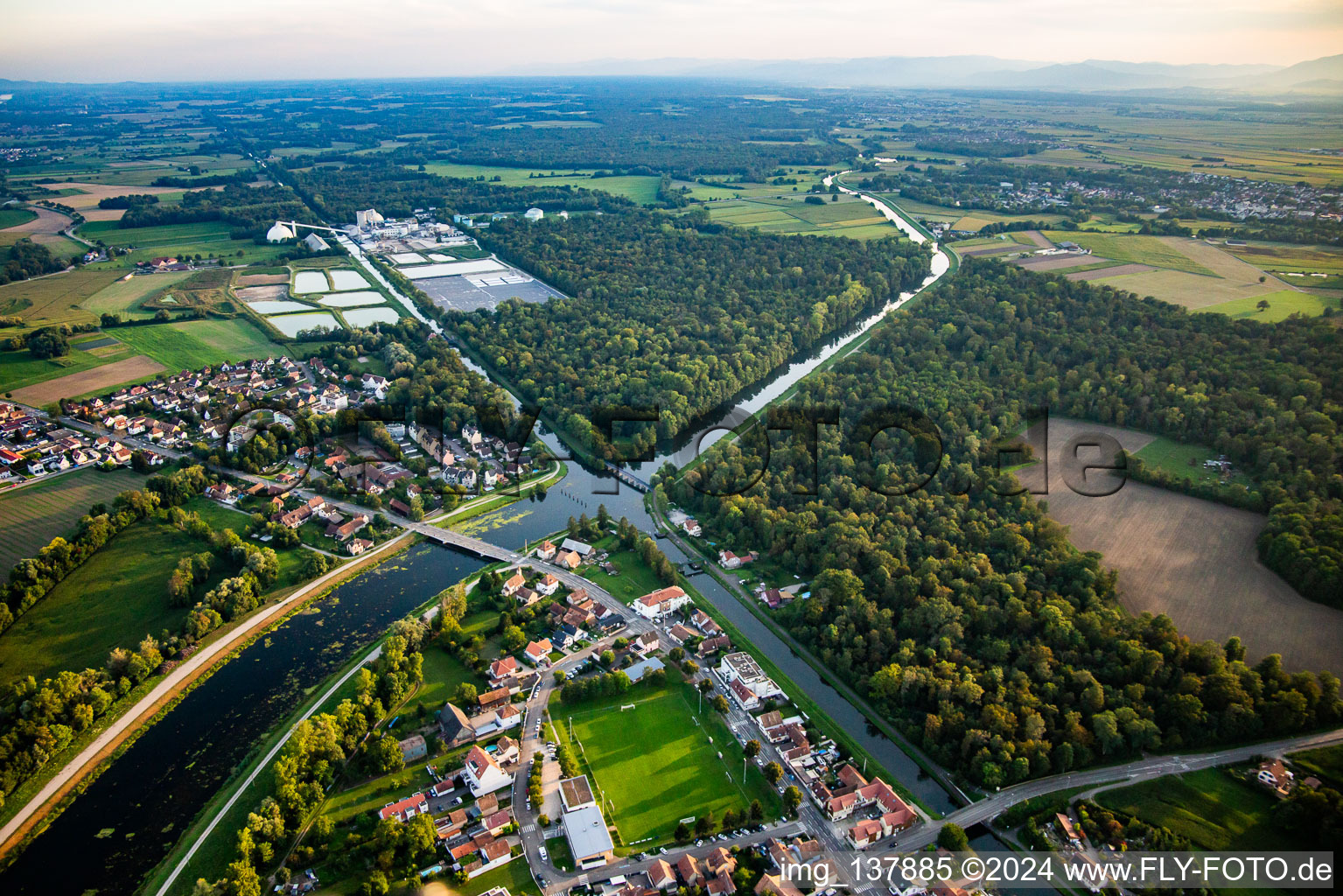 Junction of the Canal de Décharge de l'Ill and Canal du Rhône au Rhin in Erstein in the state Bas-Rhin, France