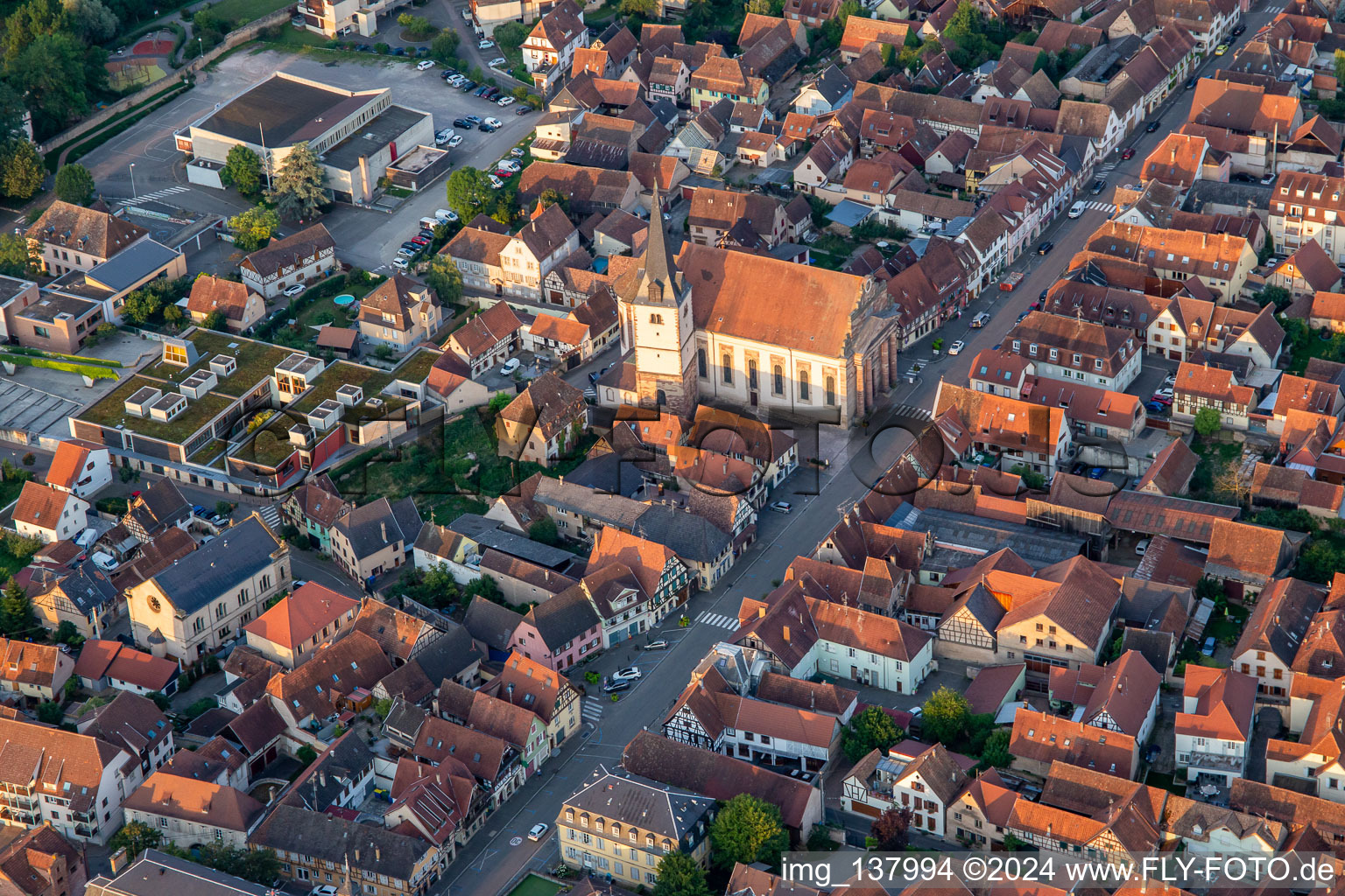 Aerial view of Rue du Gén de Gaulle with Eglise catholique Saint-Etienne in Rosheim in the state Bas-Rhin, France