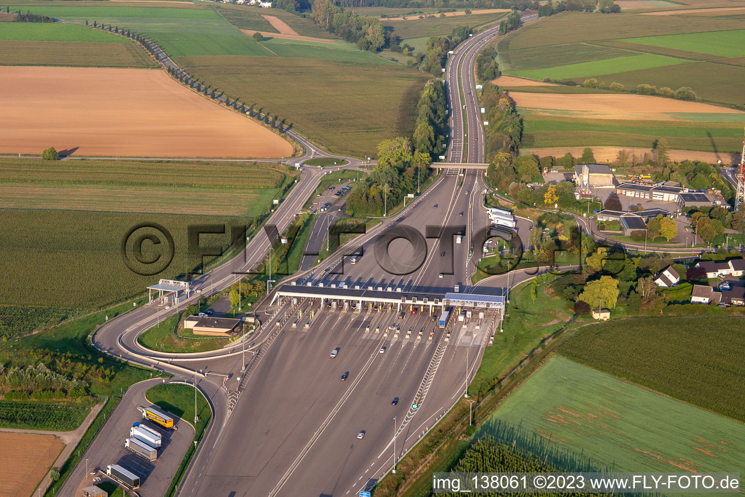 Aerial photograpy of Motorway toll station A4 Hochfelden Sanef Service in Schwindratzheim in the state Bas-Rhin, France