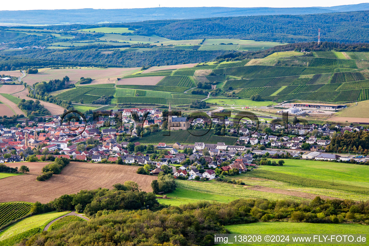 From the southeast in Waldböckelheim in the state Rhineland-Palatinate, Germany