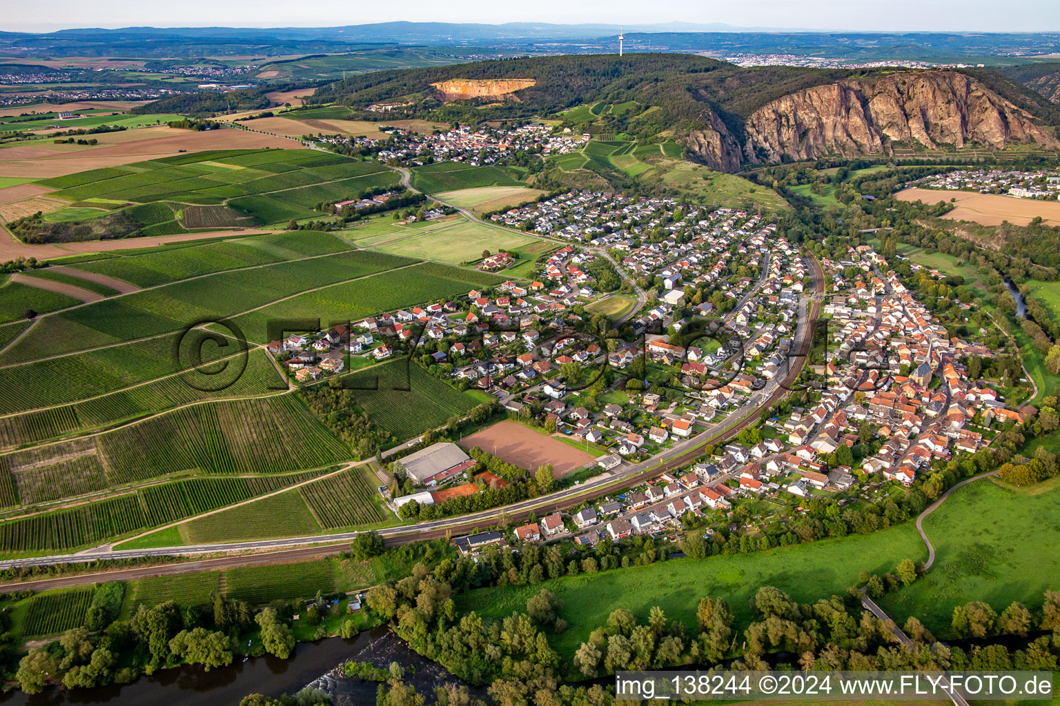 From the southwest in the district Traisen in Norheim in the state Rhineland-Palatinate, Germany