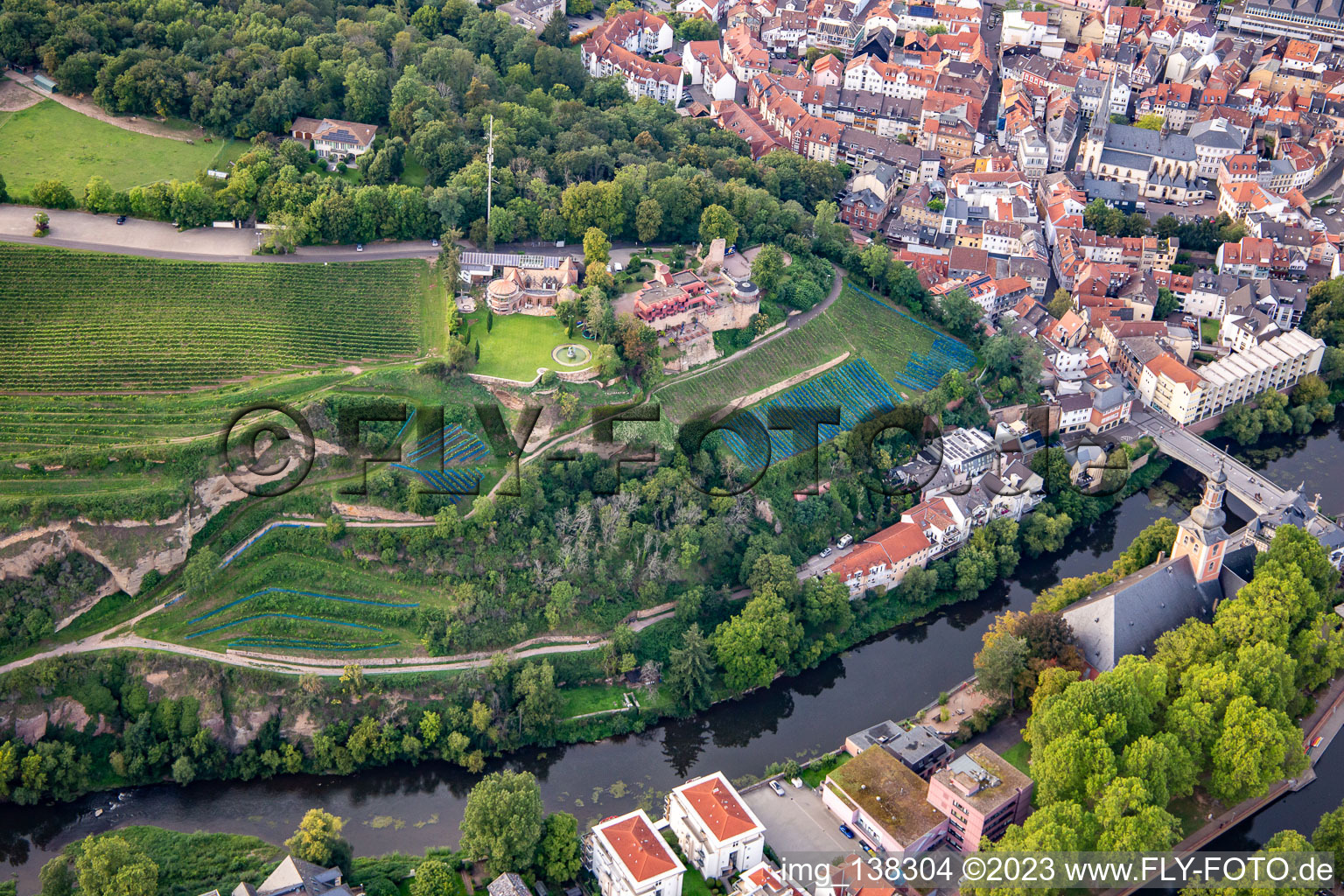 Aerial view of Kauzenburg by Mike's Catering on the Kauzenberg in Bad Kreuznach in the state Rhineland-Palatinate, Germany