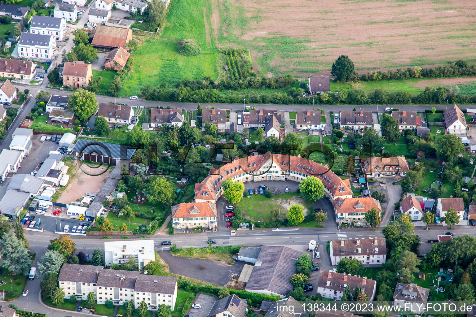 Aerial photograpy of Rondell residential complex on Rüdesheimer Straße in Bad Kreuznach in the state Rhineland-Palatinate, Germany