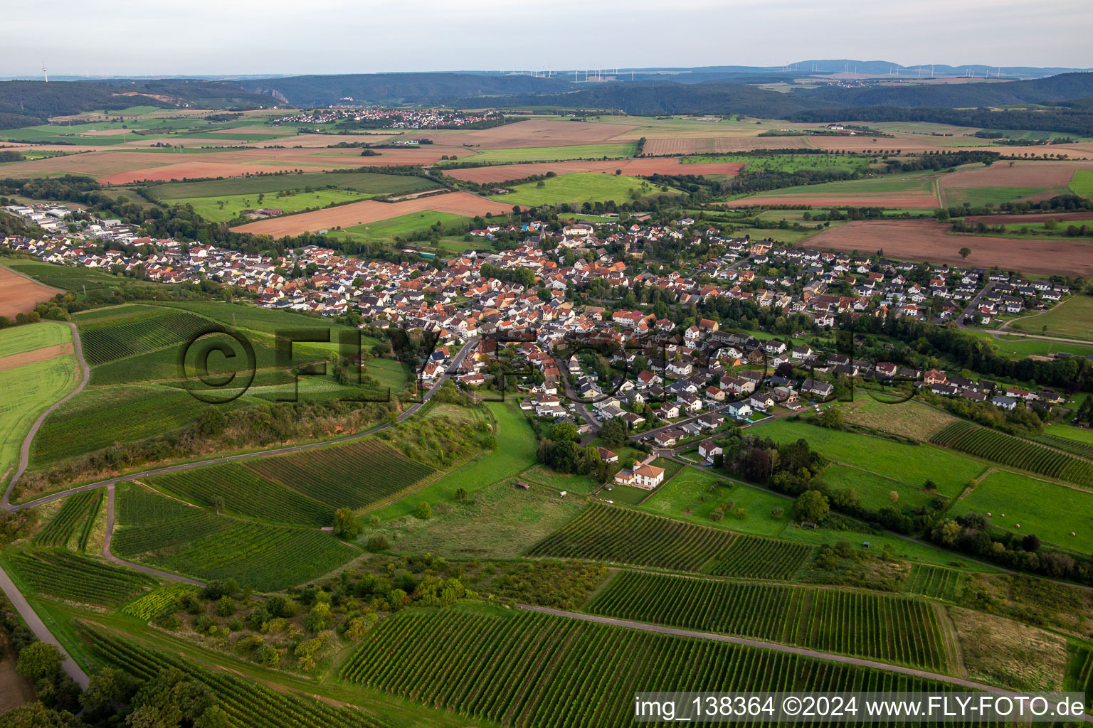 From the north in Weinsheim in the state Rhineland-Palatinate, Germany