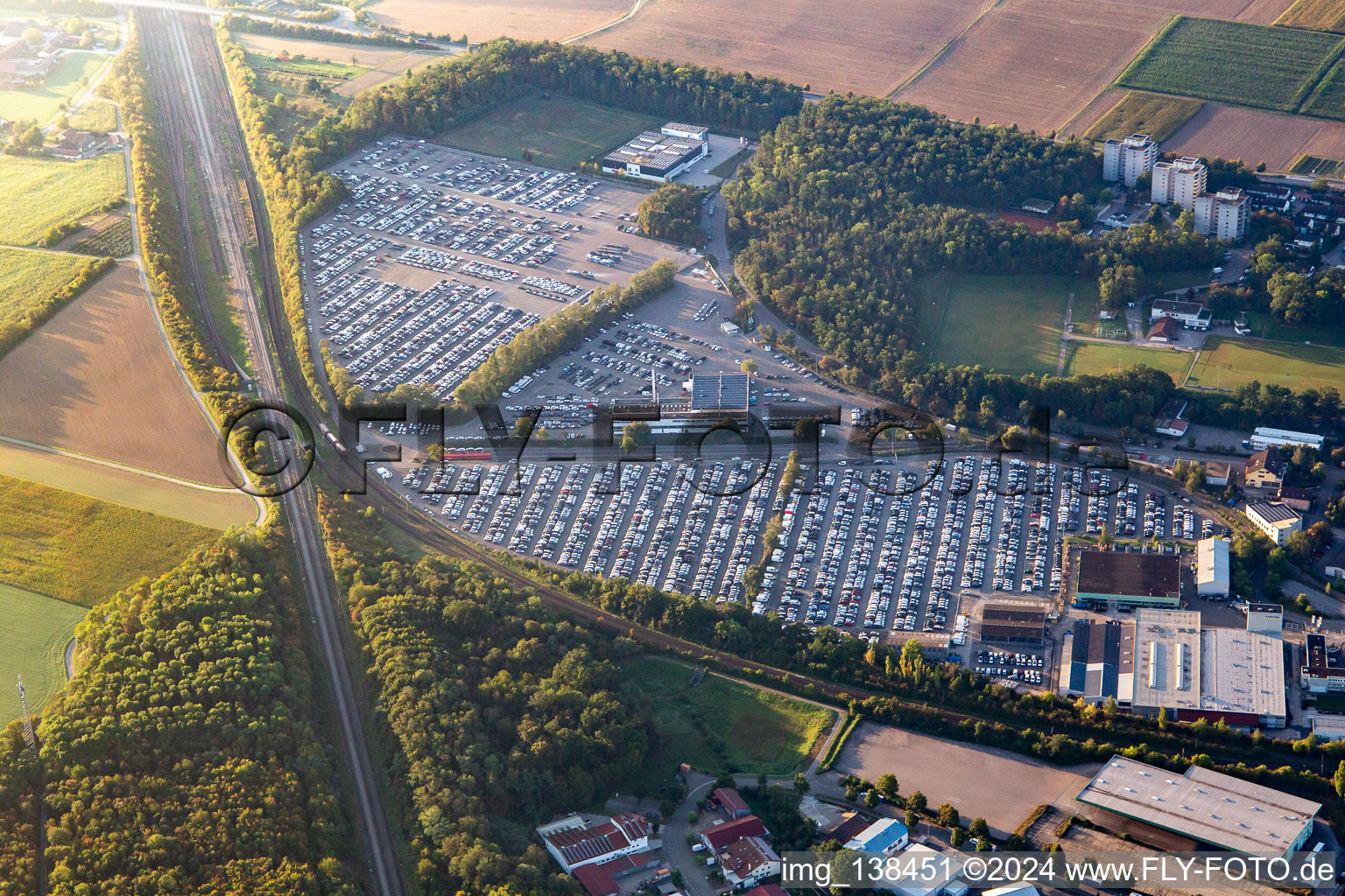 Alfred Kärcher SE & Co. KG and MOSOLF Logistics & Services GmbH, branch Illingen in Illingen in the state Baden-Wuerttemberg, Germany