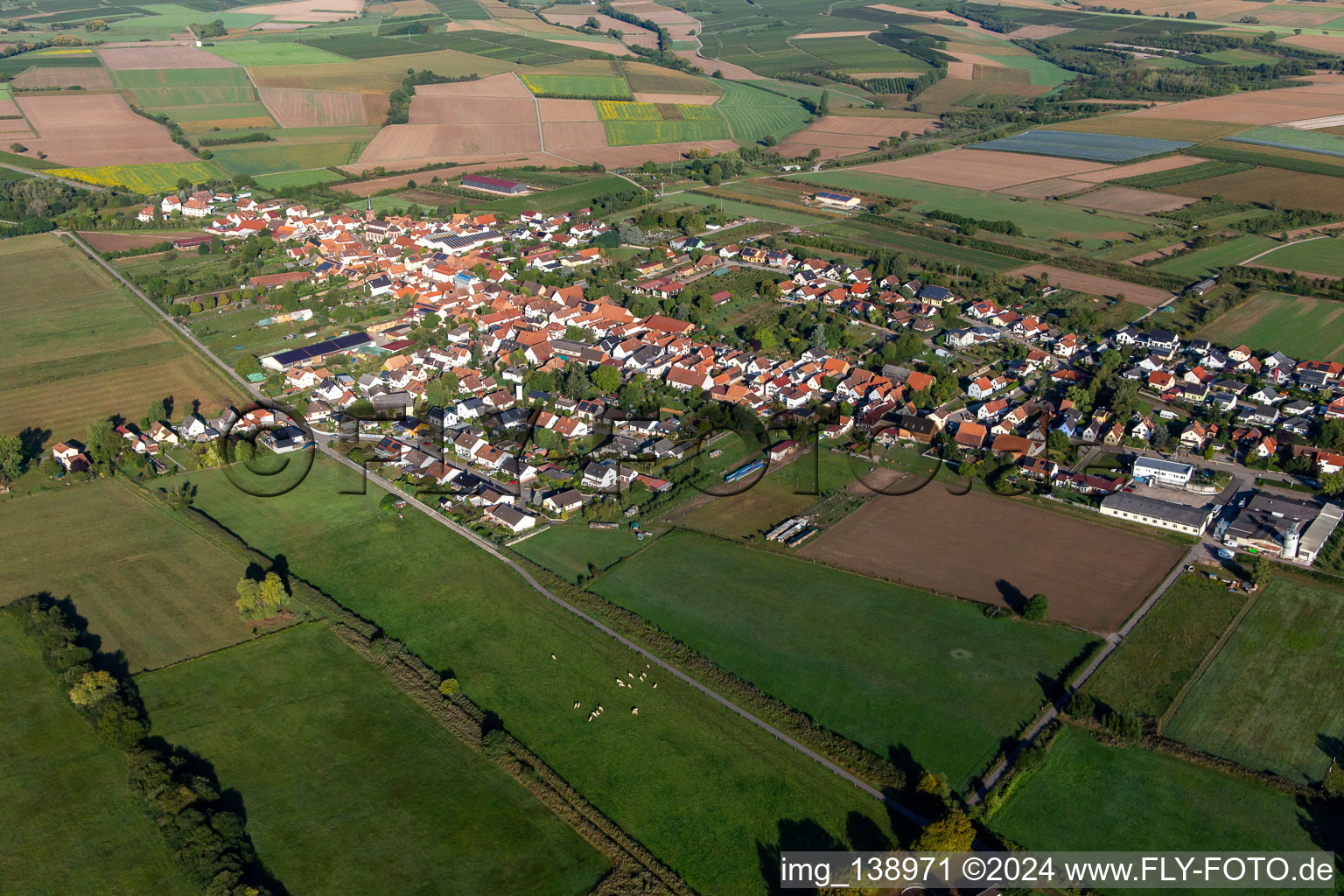 From the southeast in Schweighofen in the state Rhineland-Palatinate, Germany