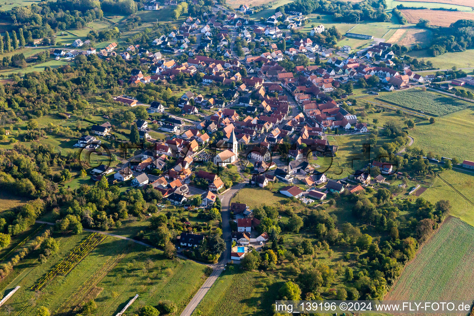 From the southwest in Morsbronn-les-Bains in the state Bas-Rhin, France