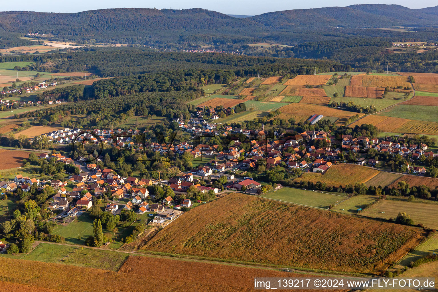 From the south in Kutzenhausen in the state Bas-Rhin, France