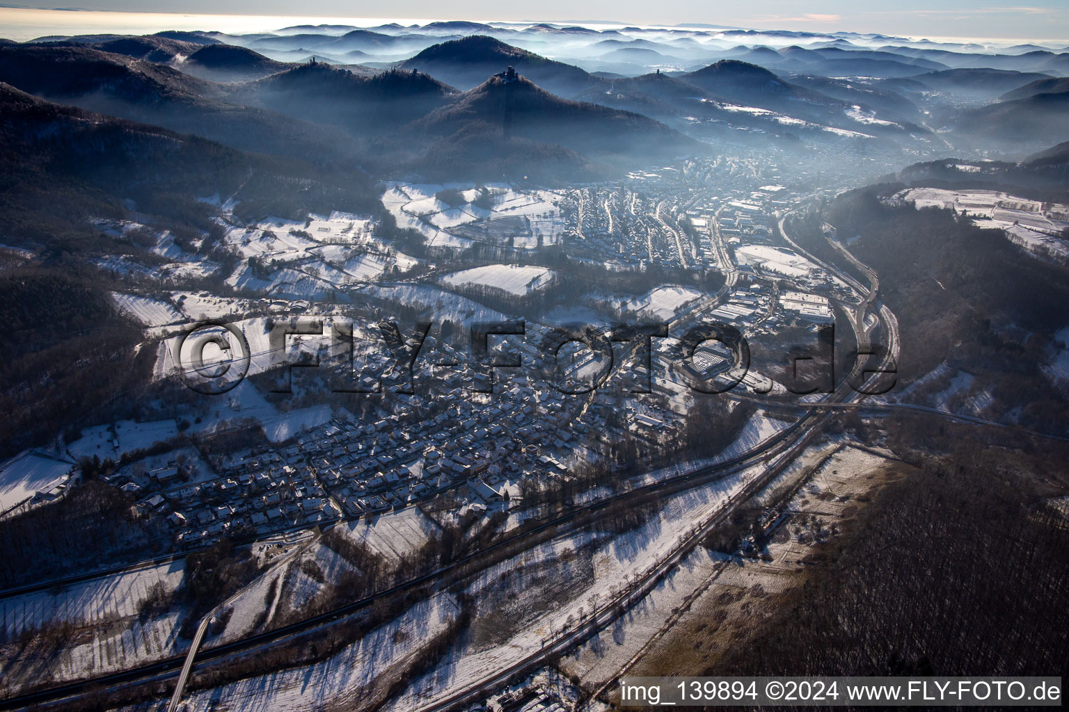 From the northeast in winter when there is snow in the district Queichhambach in Annweiler am Trifels in the state Rhineland-Palatinate, Germany