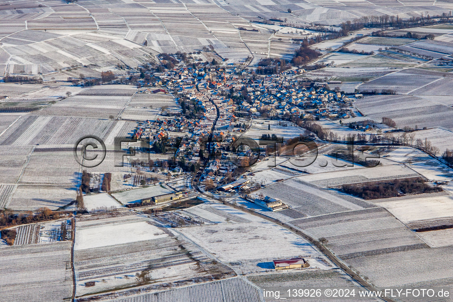 From the west in snow in Göcklingen in the state Rhineland-Palatinate, Germany