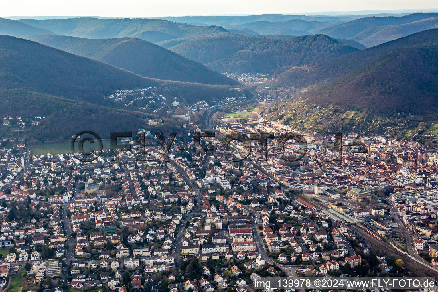 From the southeast in Neustadt an der Weinstraße in the state Rhineland-Palatinate, Germany