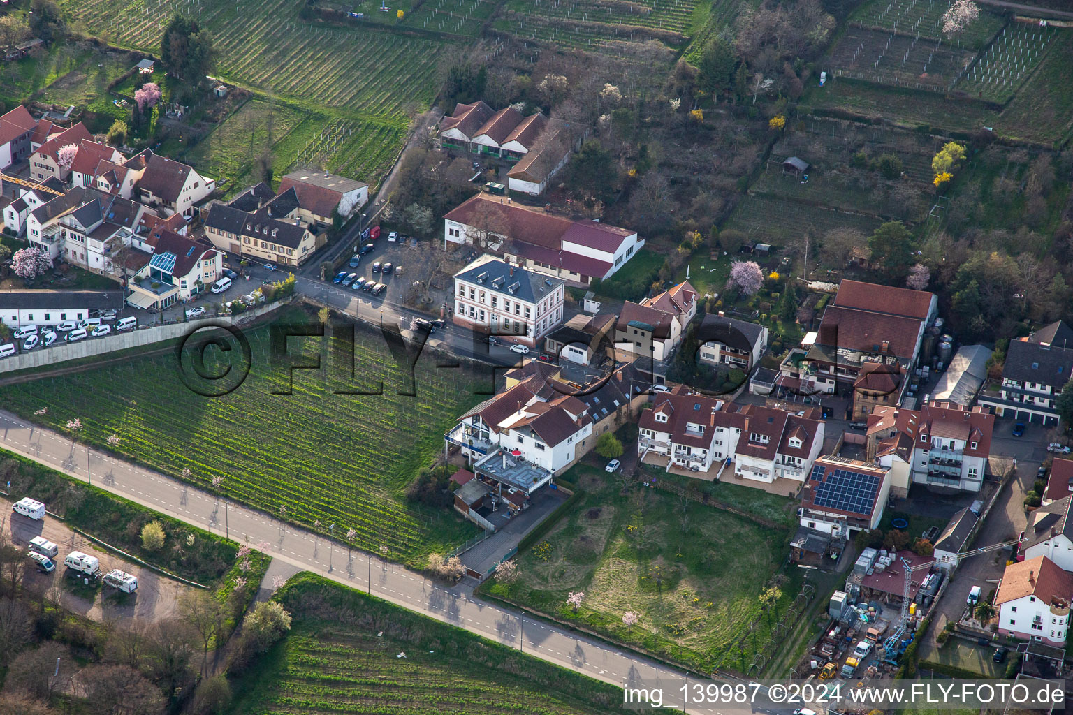 Between Weinstrasse and Dammstrasse in the district Hambach an der Weinstraße in Neustadt an der Weinstraße in the state Rhineland-Palatinate, Germany