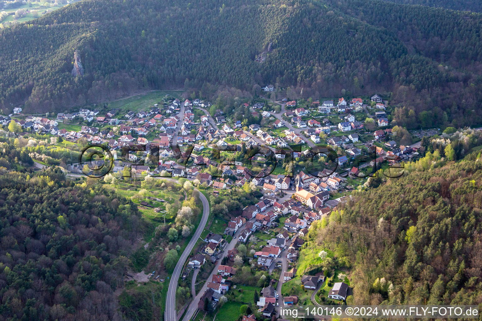 From the south in Lug in the state Rhineland-Palatinate, Germany