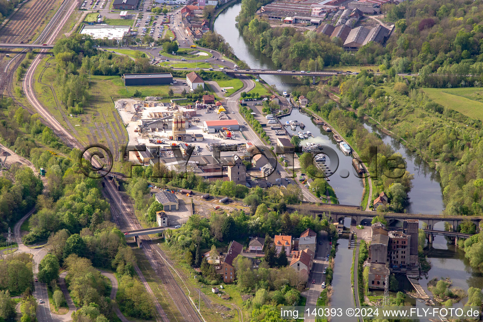 Sport boat harbour at lock 27 Saargemünd on the Saar-Coal Canal "Canal des houillères de la Sarre in Saargemünd in the state Moselle, France