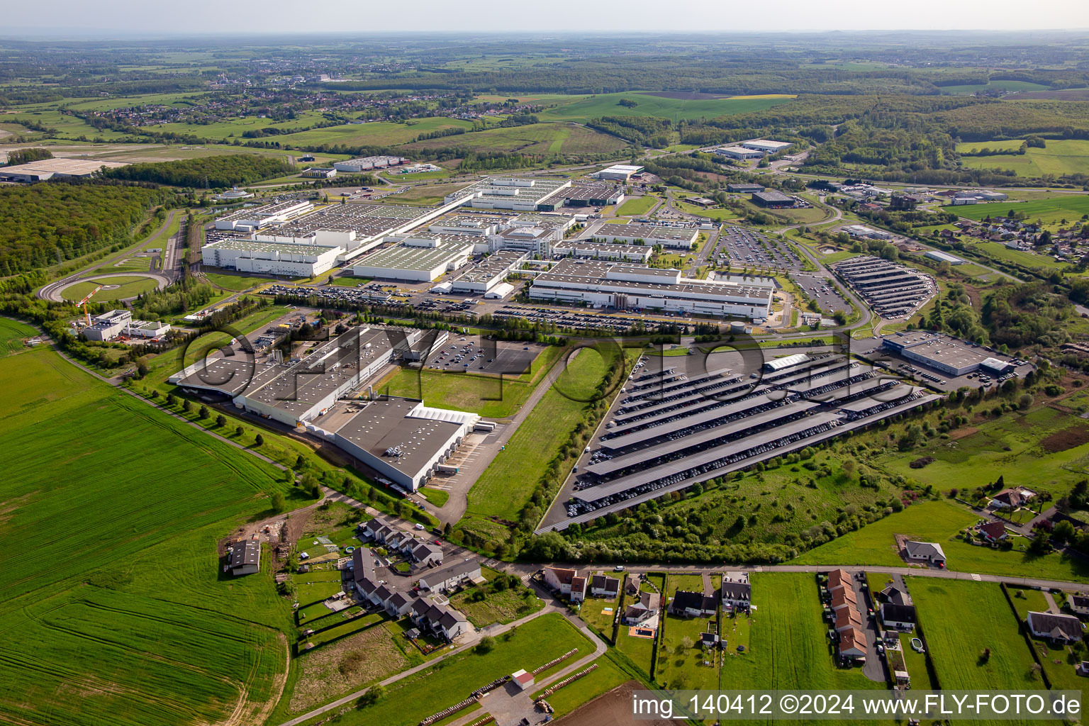 Aerial view of MAHLE Behr Hambach SAS in Hambach in the state Moselle, France